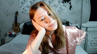 CarolineMusa webcam video 318230846 toothsome cam girl