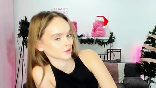 LianaNeal webcam video 1220231023 2 dishy cam girl I would love to lick that pussy